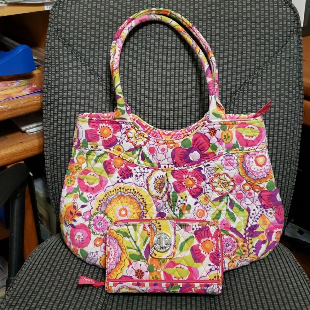 Vera Bradley pocketbook & matching wallet